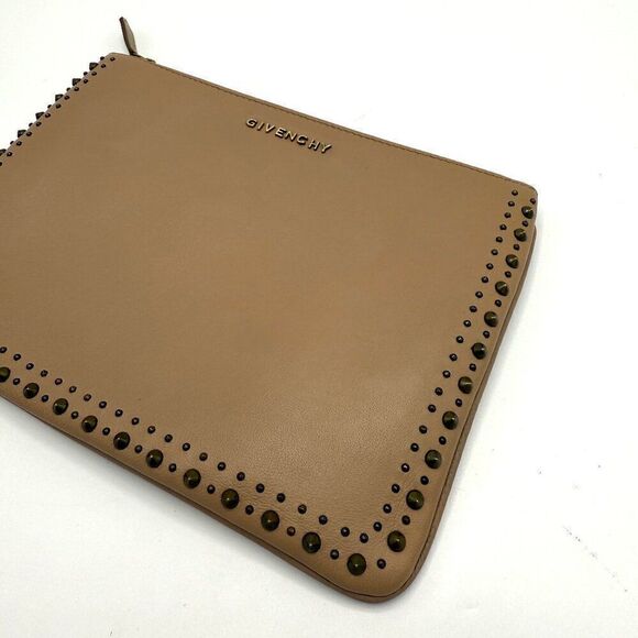 Givenchy Beige Copper Stud Zippy Pouch - Picture 4 of 6